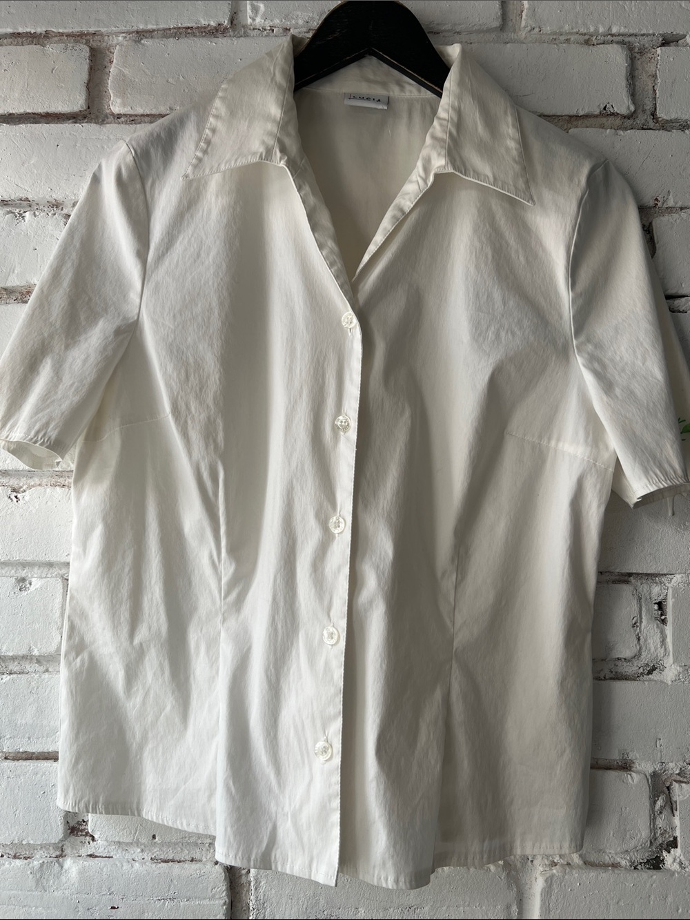 Lucia cotton Off-White Short-Sleeve Button-Down Shirt